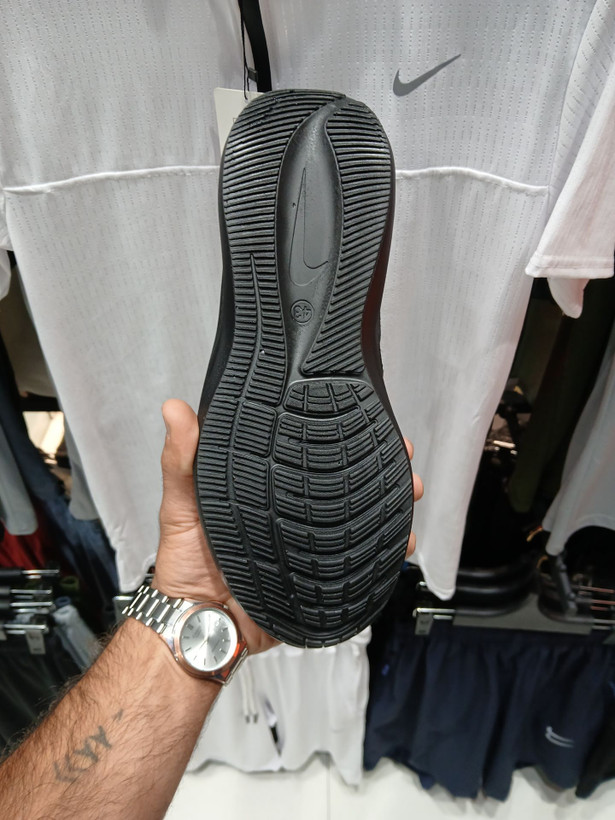 کَتونی رانینگ NIKE گاید 10 (کیفیت فوق العاده عالی).