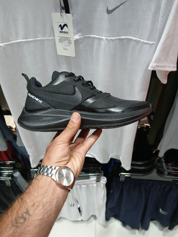 کَتونی رانینگ NIKE گاید 10 (کیفیت فوق العاده عالی).
